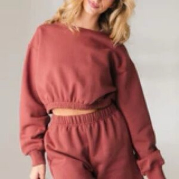 Vitality Rosewood Red Cozy Crew Crop Top Sweatshirt Size Small - Picture 5 of 11